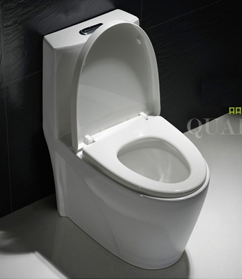 Une seule pièce droit ovale de taille de norme américaine rond le gpf de la cuvette des toilettes 1,6