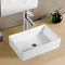 Le lavabo a intégré facile à maintenir et l'évier rectangulaire propre de salle de bains de porcelaine